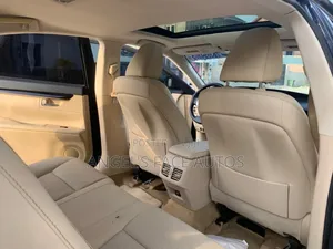 Lexus ES 2015 Blue