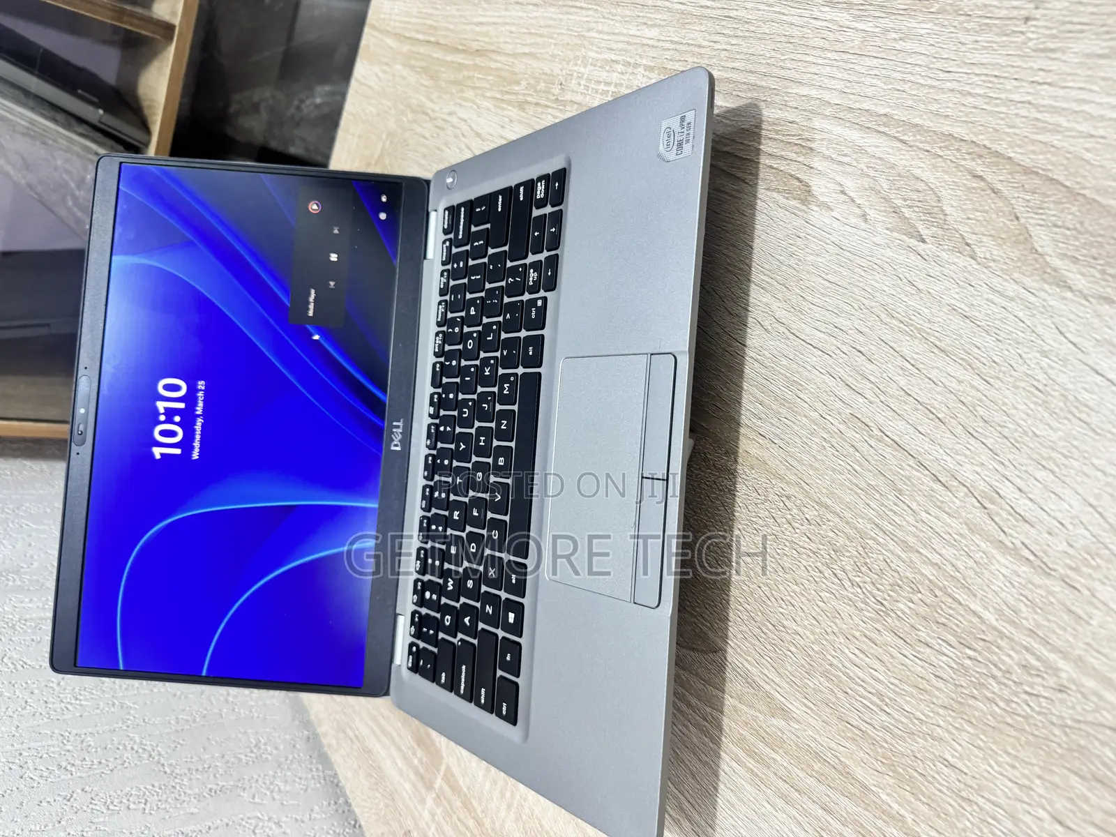 Laptop Dell Latitude 5310 16GB Intel Core i7 SSD 256GB