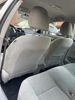 Toyota Corolla 2012 White
