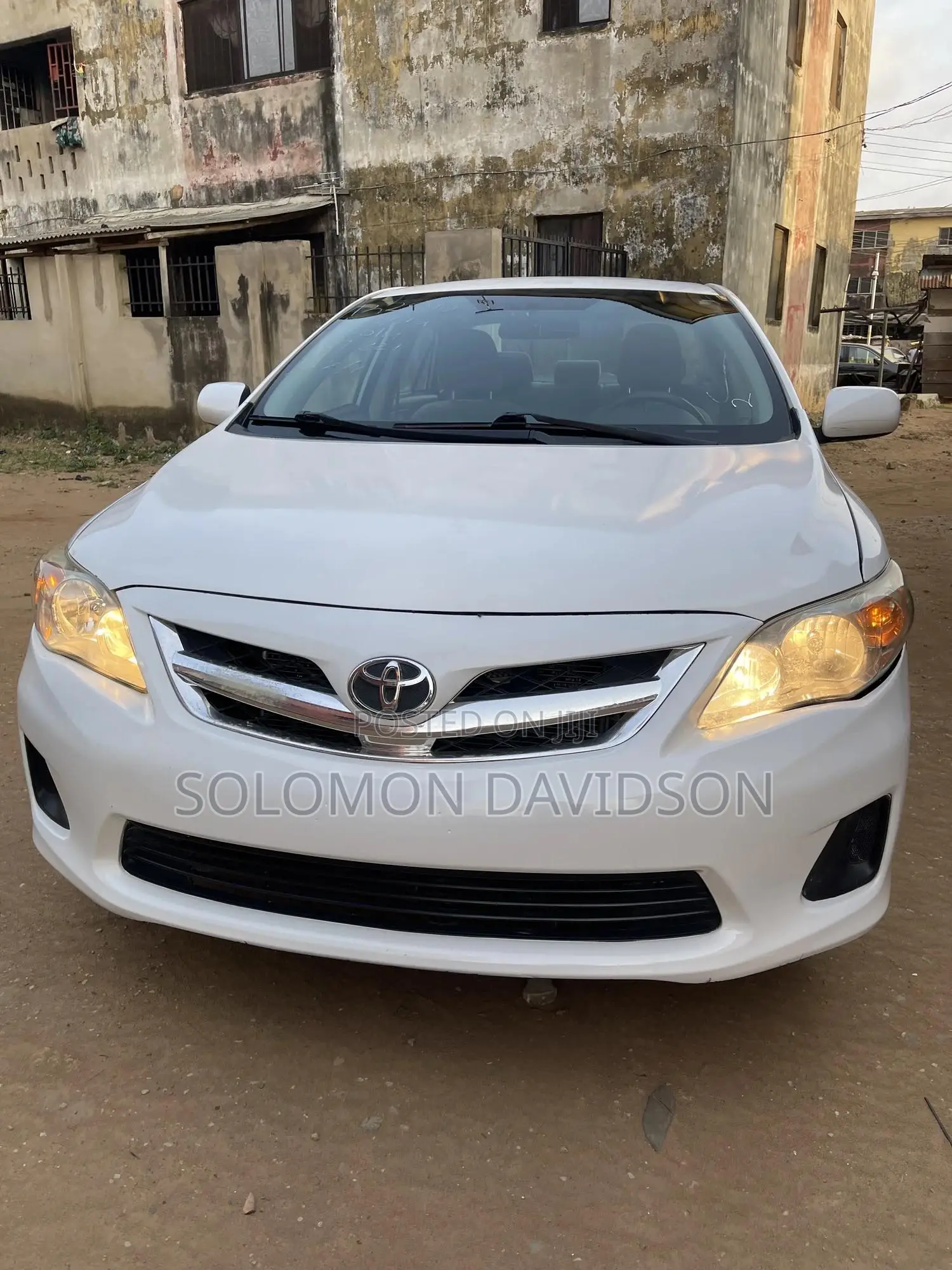Toyota Corolla 2012 White