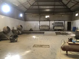 Warehouse for Lease
