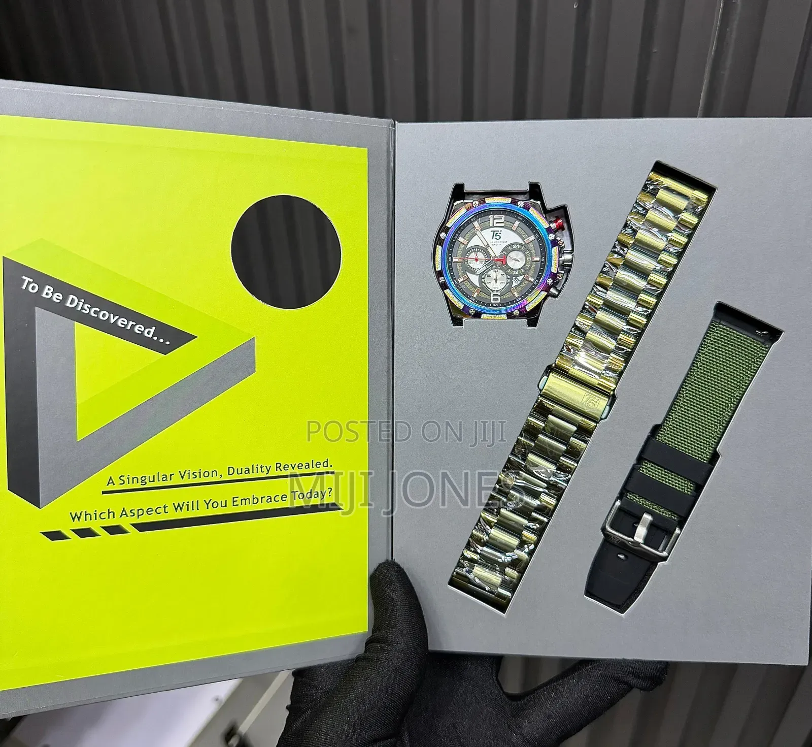 "T5 Ultimate Watch Package: 2 Straps, Box Bag"