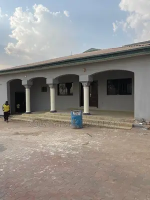 3bdrm Bungalow in Lugbe District for rent