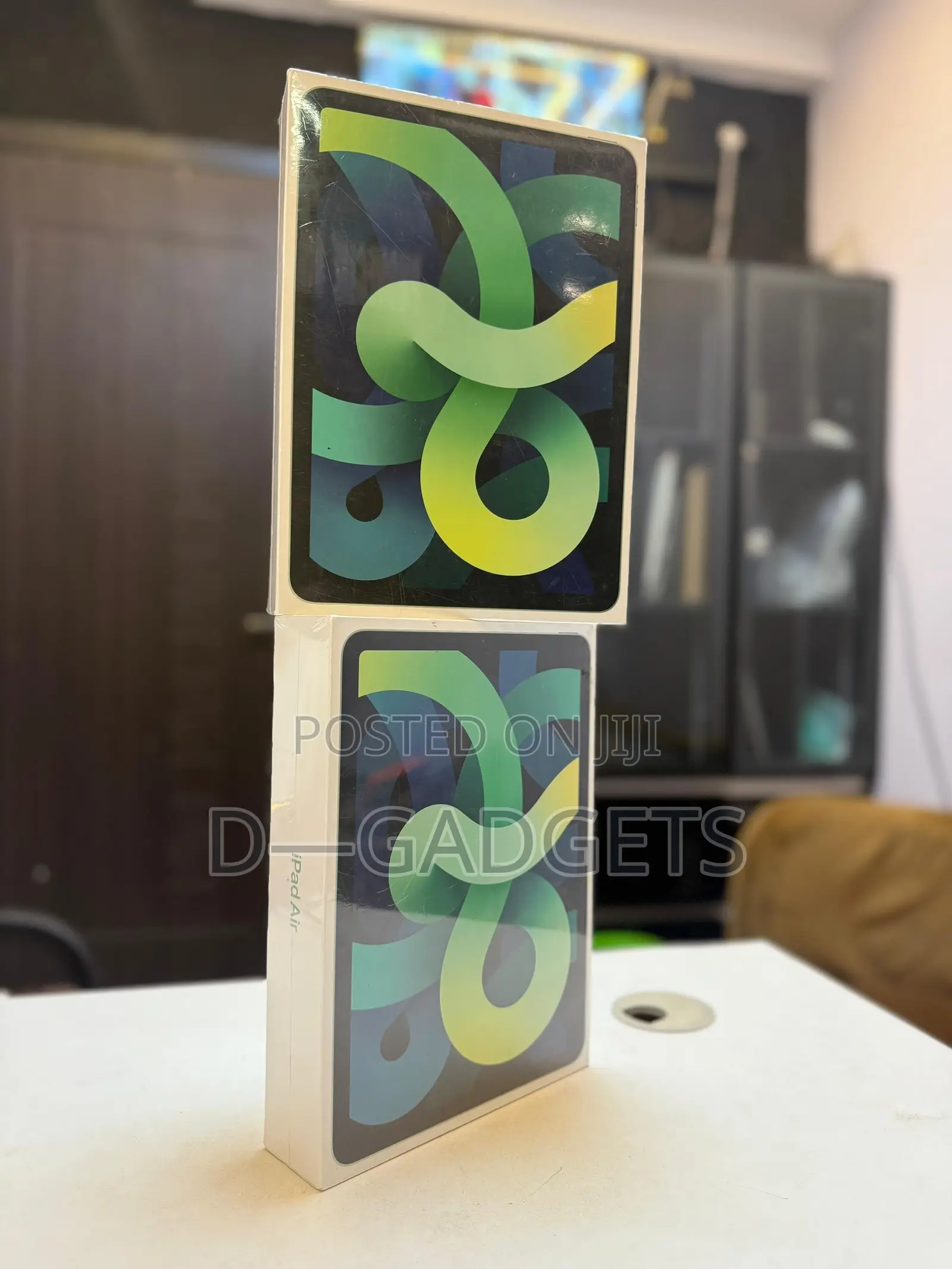 New Apple iPad Air 64 GB Green
