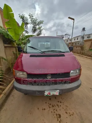 Volkswagen Transporter 2004 Red