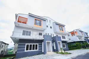 4bdrm Duplex in Hill View, Maitama for sale