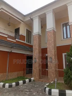 4bdrm Duplex in Calabar for sale