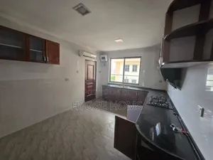 3bdrm Apartment in Oniru Victoria for rent