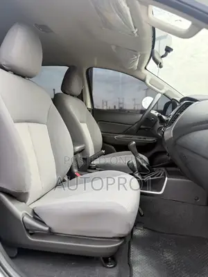 New Mitsubishi L200 2024 White