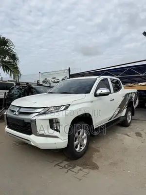 New Mitsubishi L200 2024 White
