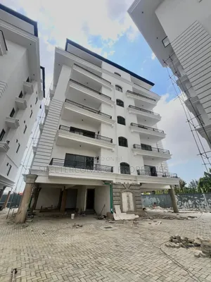 2bdrm Apartment in Lekki Phase 1 for rent