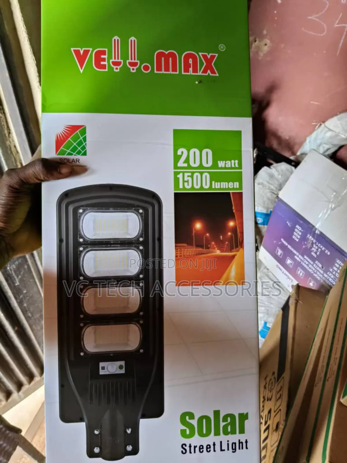 Vell.Max Solar Street Light