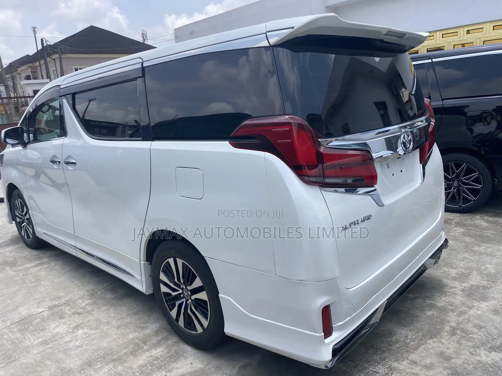 Toyota Alphard 2023 White