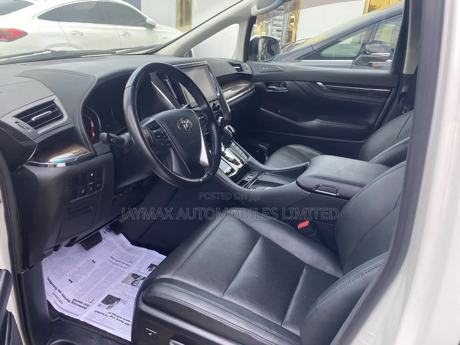 Toyota Alphard 2023 White