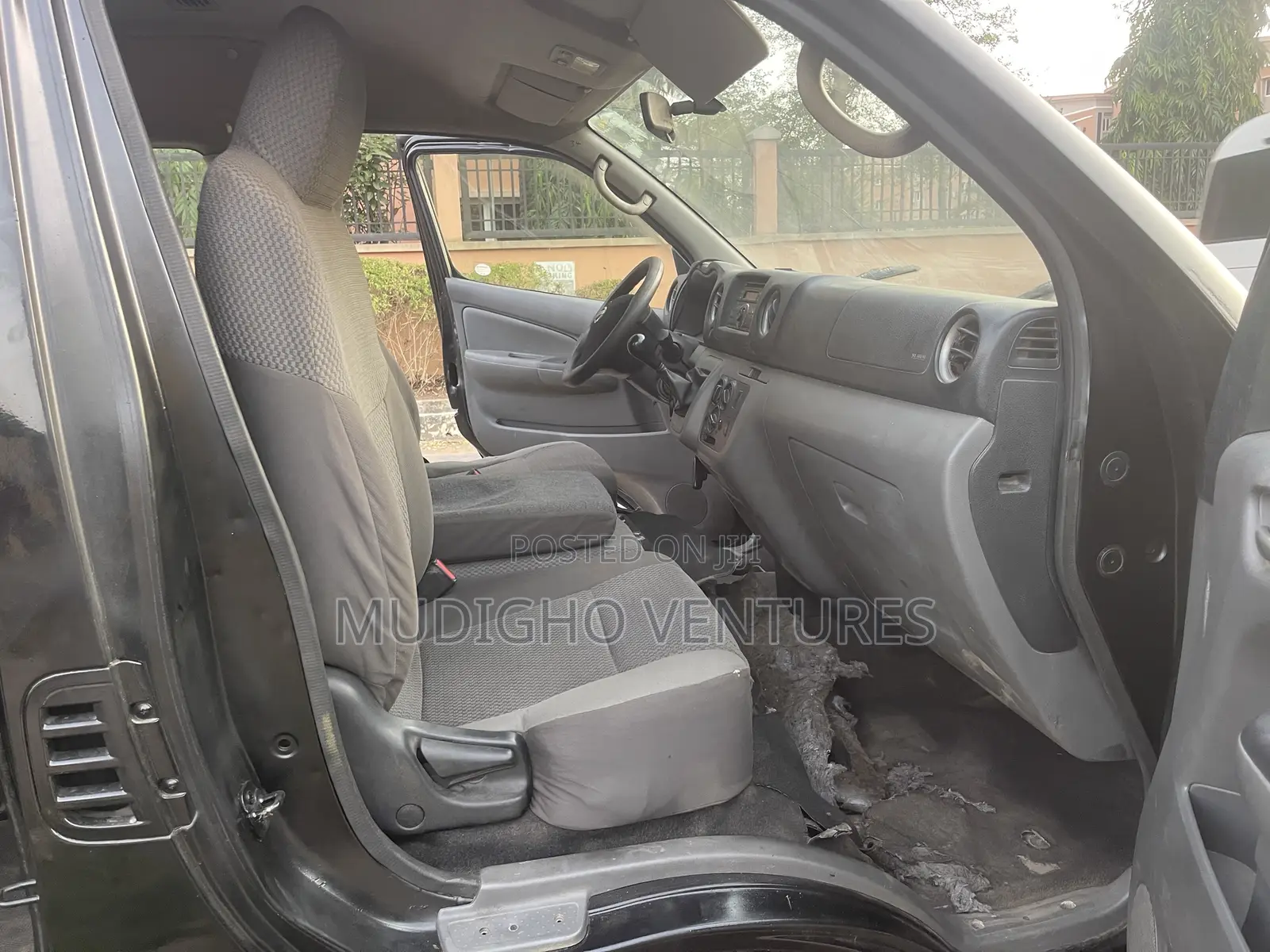 Nissan NV200 2012 Black