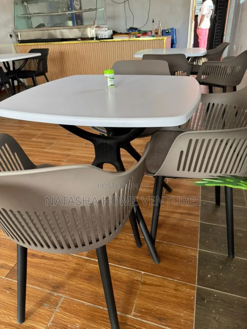 Restaurant Dining Set – Plastic Armchairs White Table