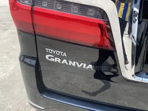 Toyota Granvia 2023 Black