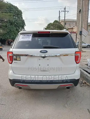 Ford Explorer XLT 4dr 4x4 (2.3L 4cyl 6A) 2017 White