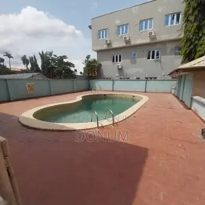 5bdrm Duplex in Allen Avenue for rent