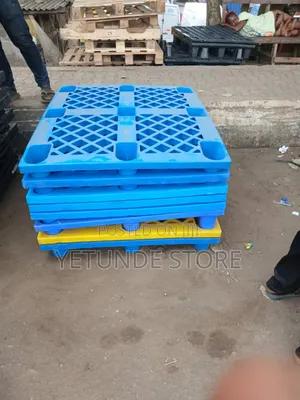 Plastic Pallets I Tons Capacity Plastic Pallets
