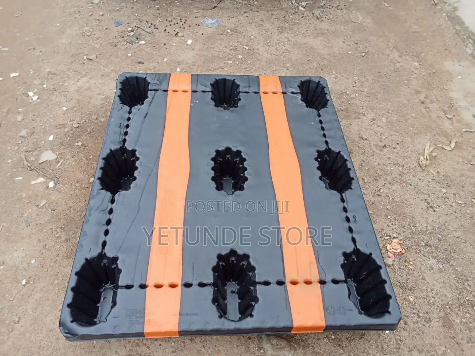 Plastic Pallets I Tons Capacity Plastic Pallets