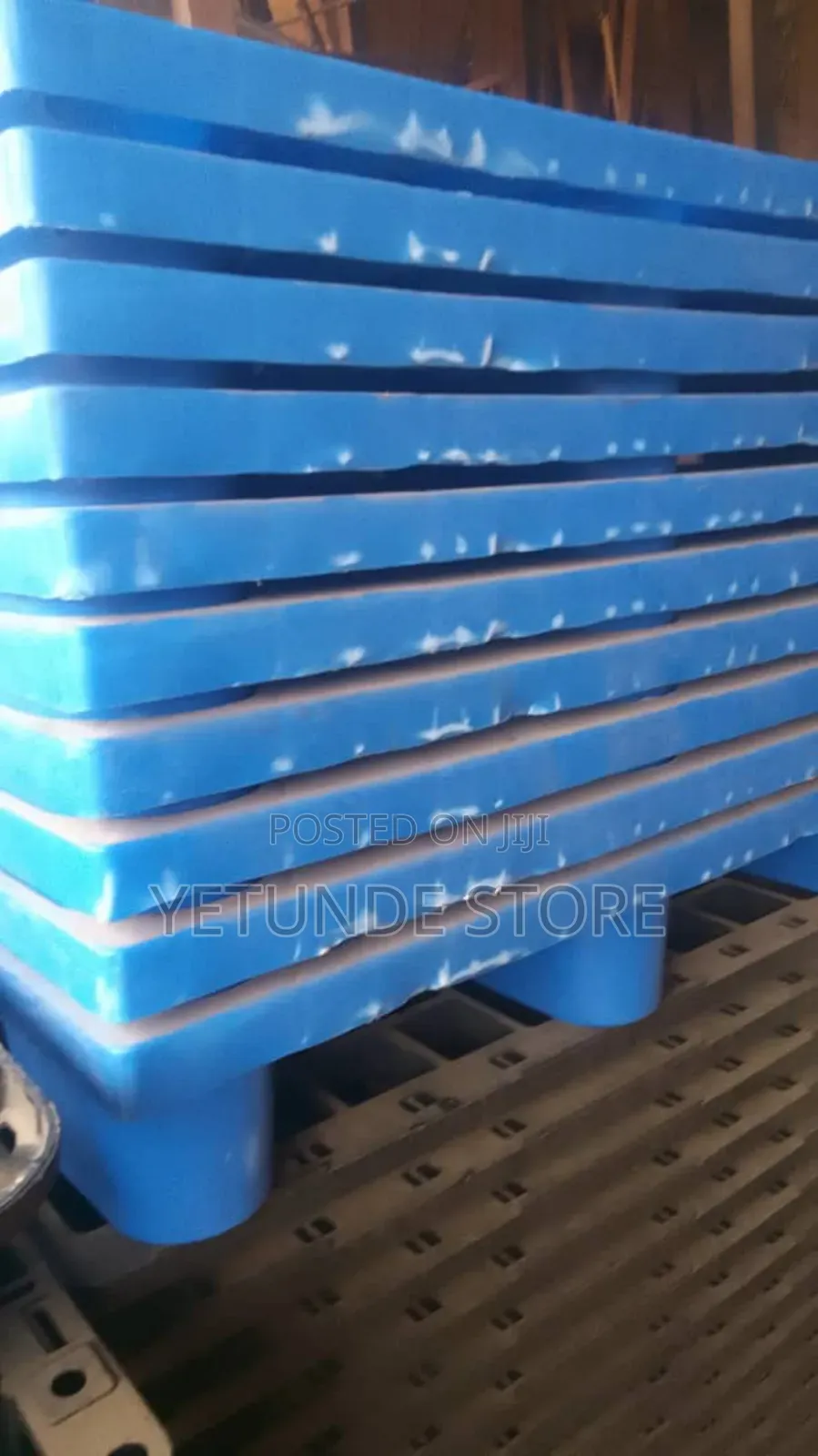 Plastic Pallets I Tons Capacity Plastic Pallets
