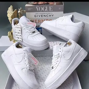 Original Airforce Sneaker for the Seniors