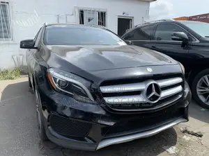 Mercedes-Benz GLA 250 2016 Black