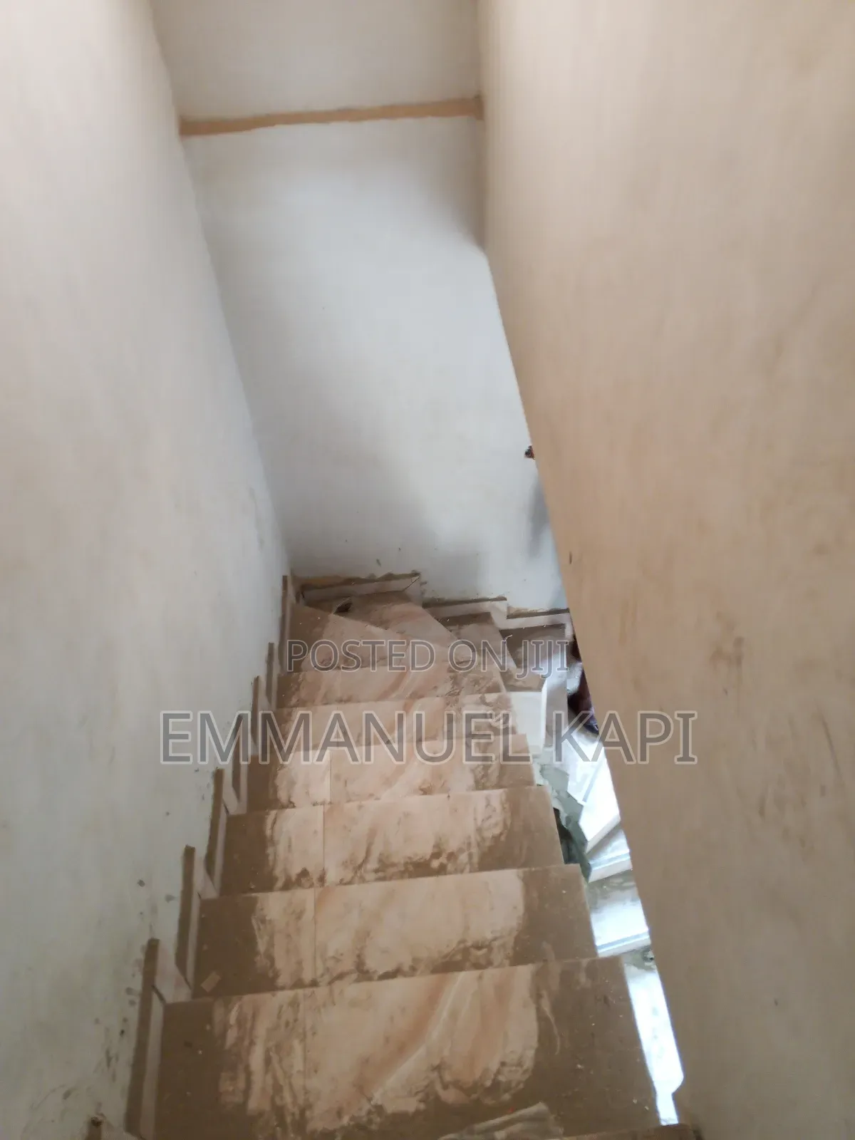 Apartment for Lease