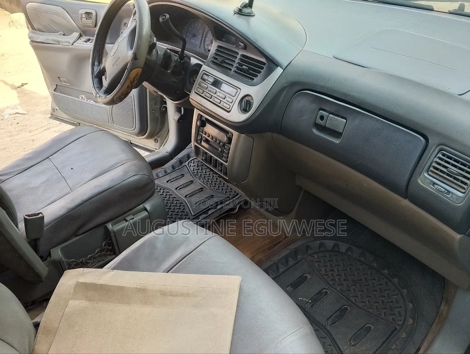 Toyota Sienna LE 2002 Gray