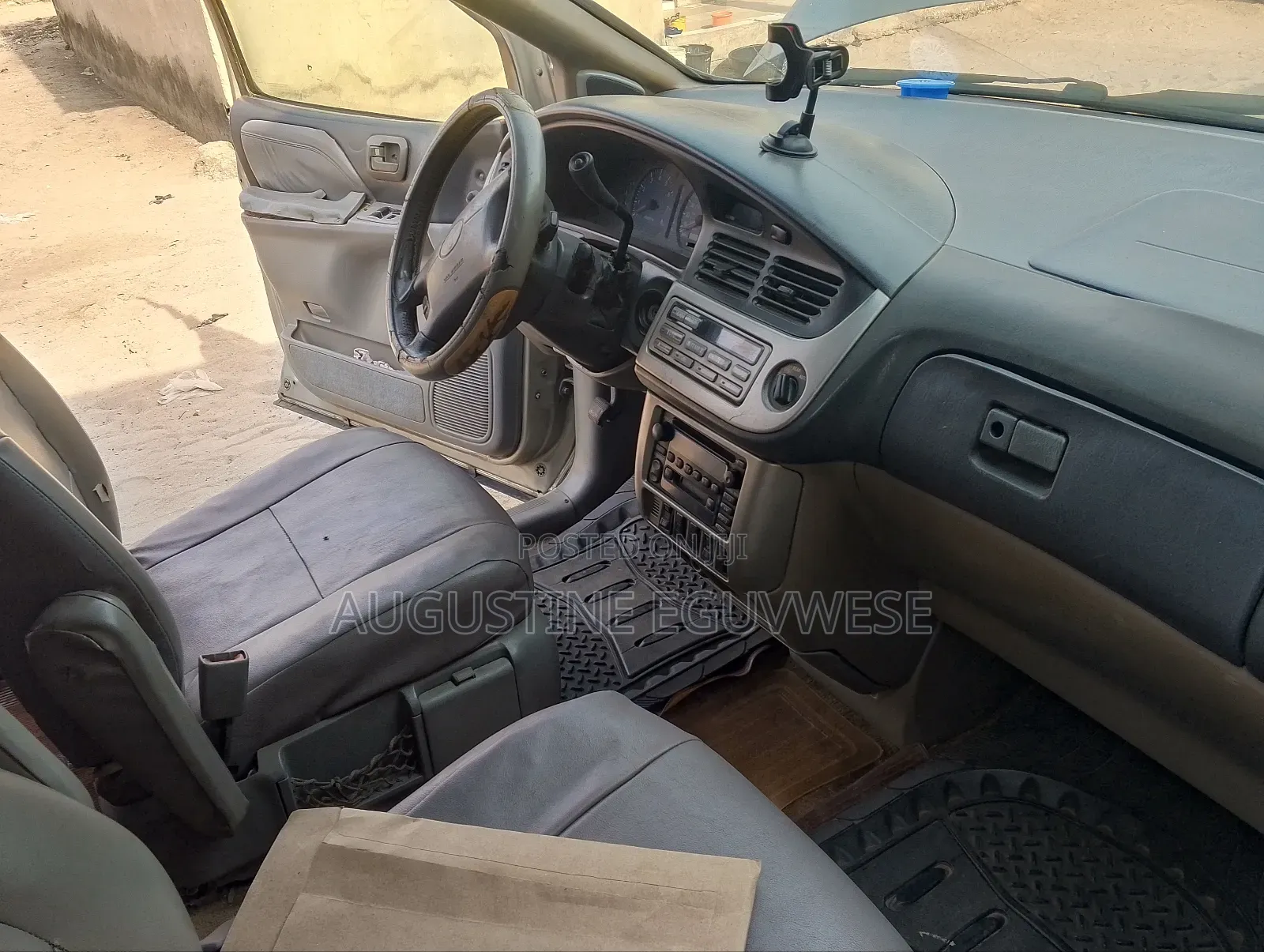 Toyota Sienna LE 2002 Gray