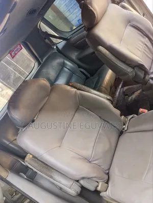 Toyota Sienna LE 2002 Gray