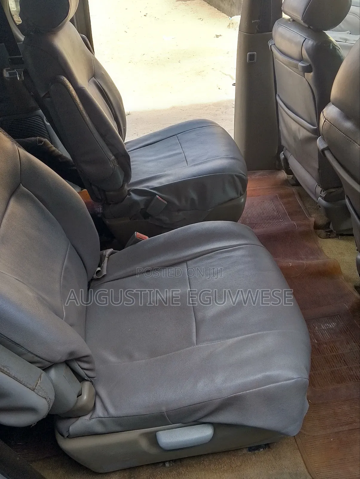Toyota Sienna LE 2002 Gray