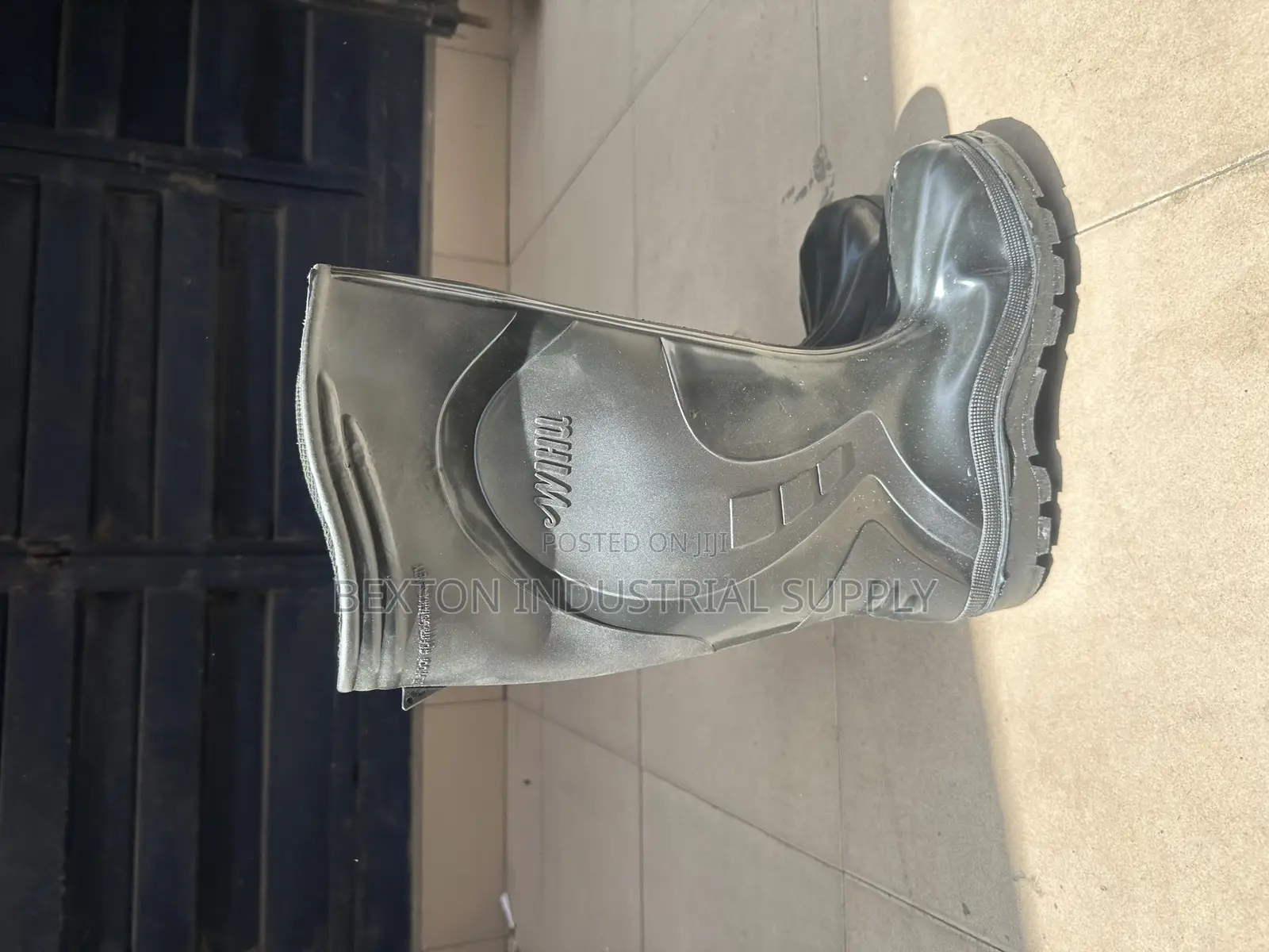 Rainboot (Black)