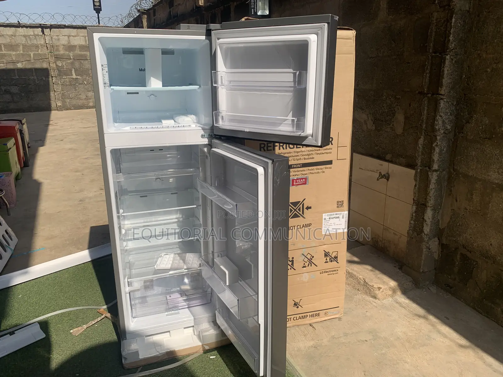 Lg Gl-b242pqkb Refrigerator With Large Vegetable Box