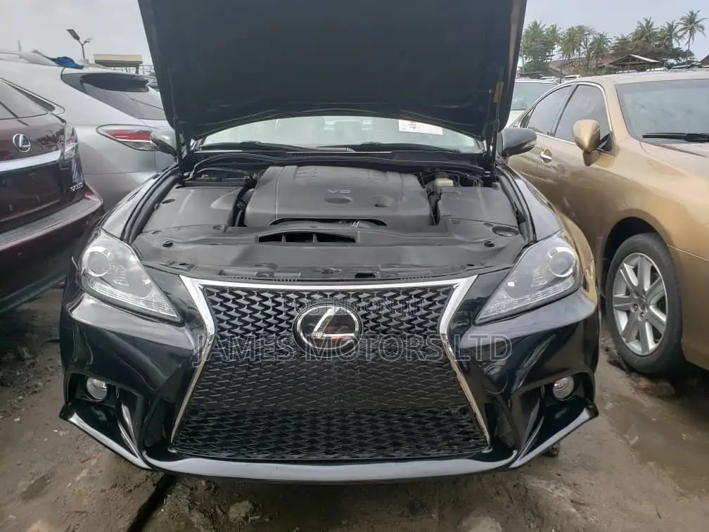 Lexus IS 2012 Black