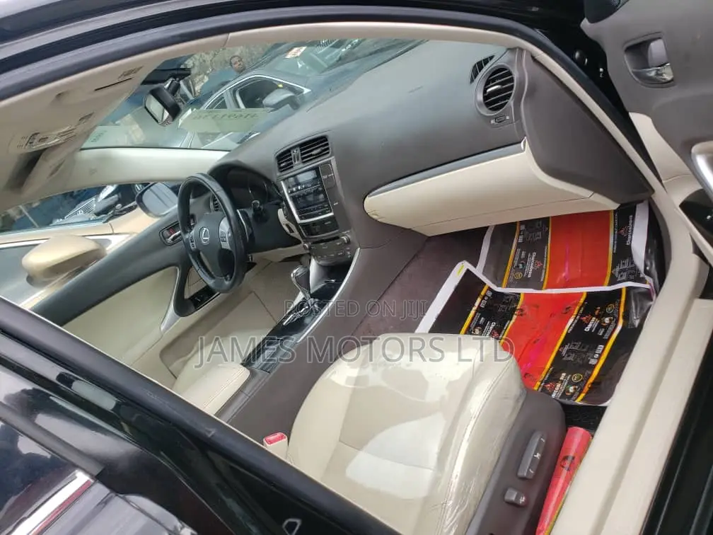Lexus IS 2012 Black