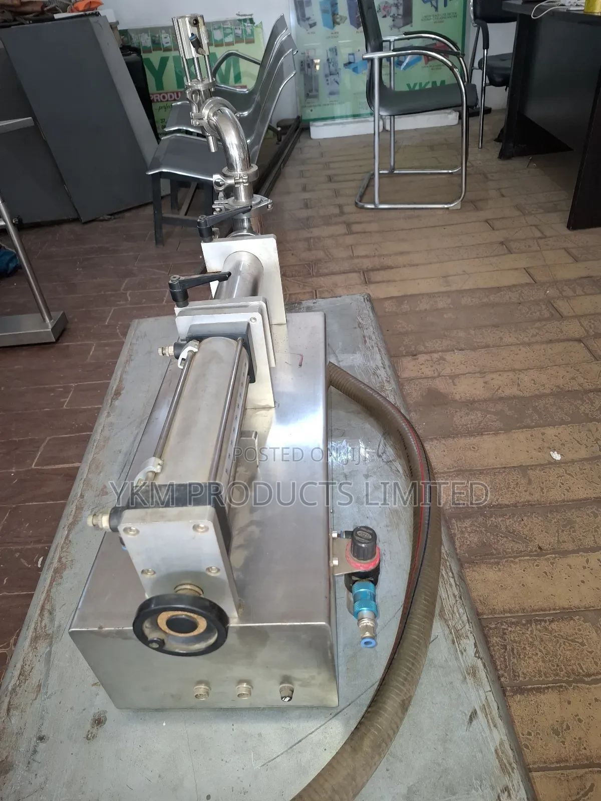 Table Top Viscosity Filling Machine