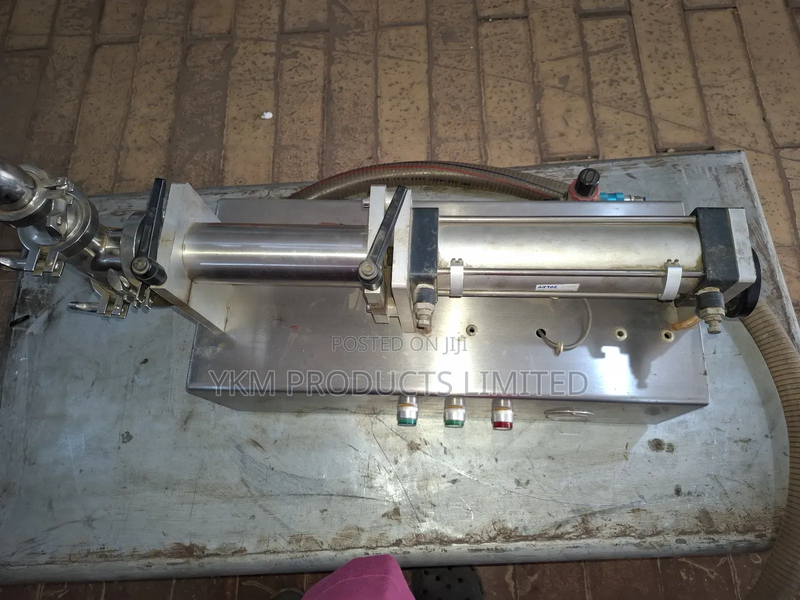 Table Top Viscosity Filling Machine