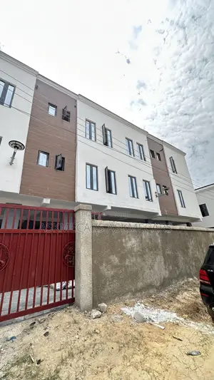 Mini Flat in Gra, Abijo for rent