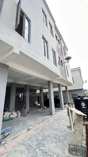 2bdrm Room & Parlour in Gra, Abijo for rent