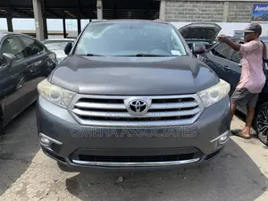 Toyota Highlander Limited 3.5l 4WD 2013 Teal