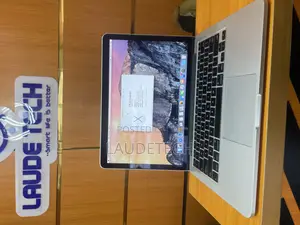 Laptop Apple MacBook Pro 2015 8GB Intel Core i5 SSD 128GB