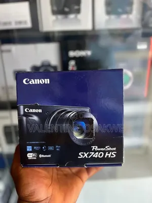 Canon Sx740