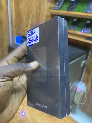 New Samsung Galaxy S24 256 GB