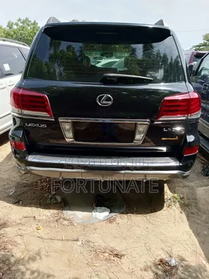 Lexus LX 570 2012 Black