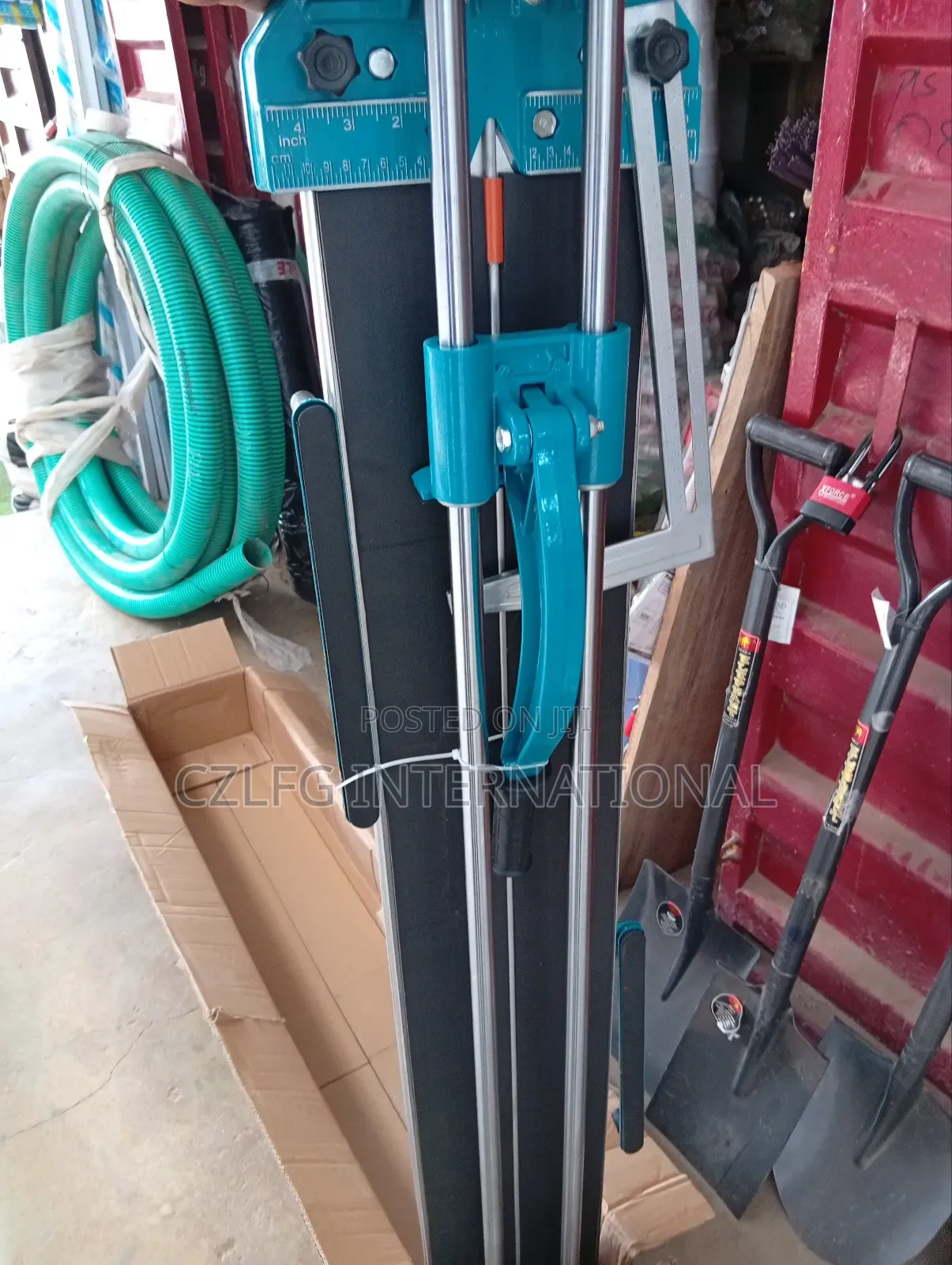 Manual Tiles Cutting Machine 1.2mtrs