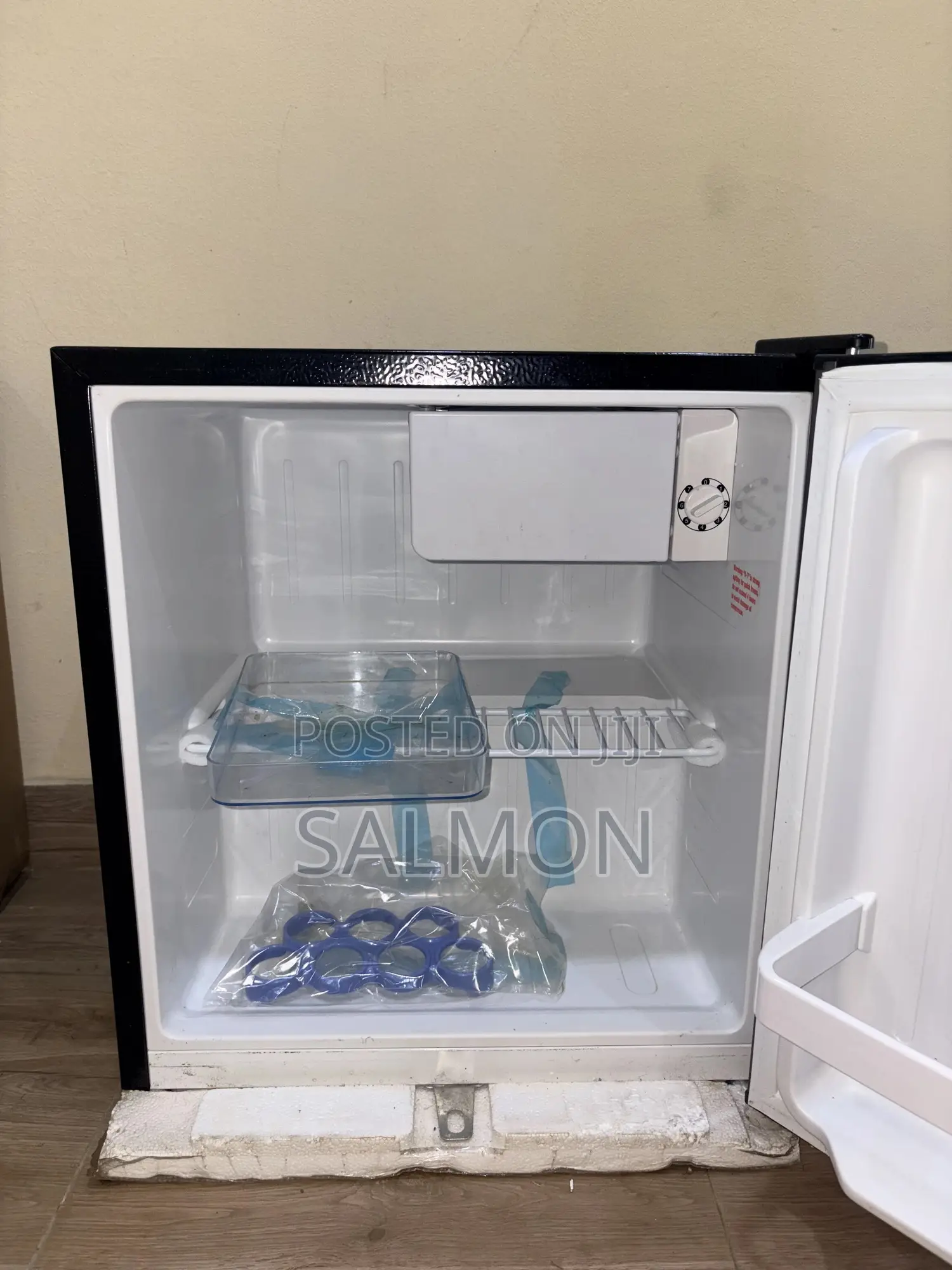 55l Royal Bedside Refrigerator