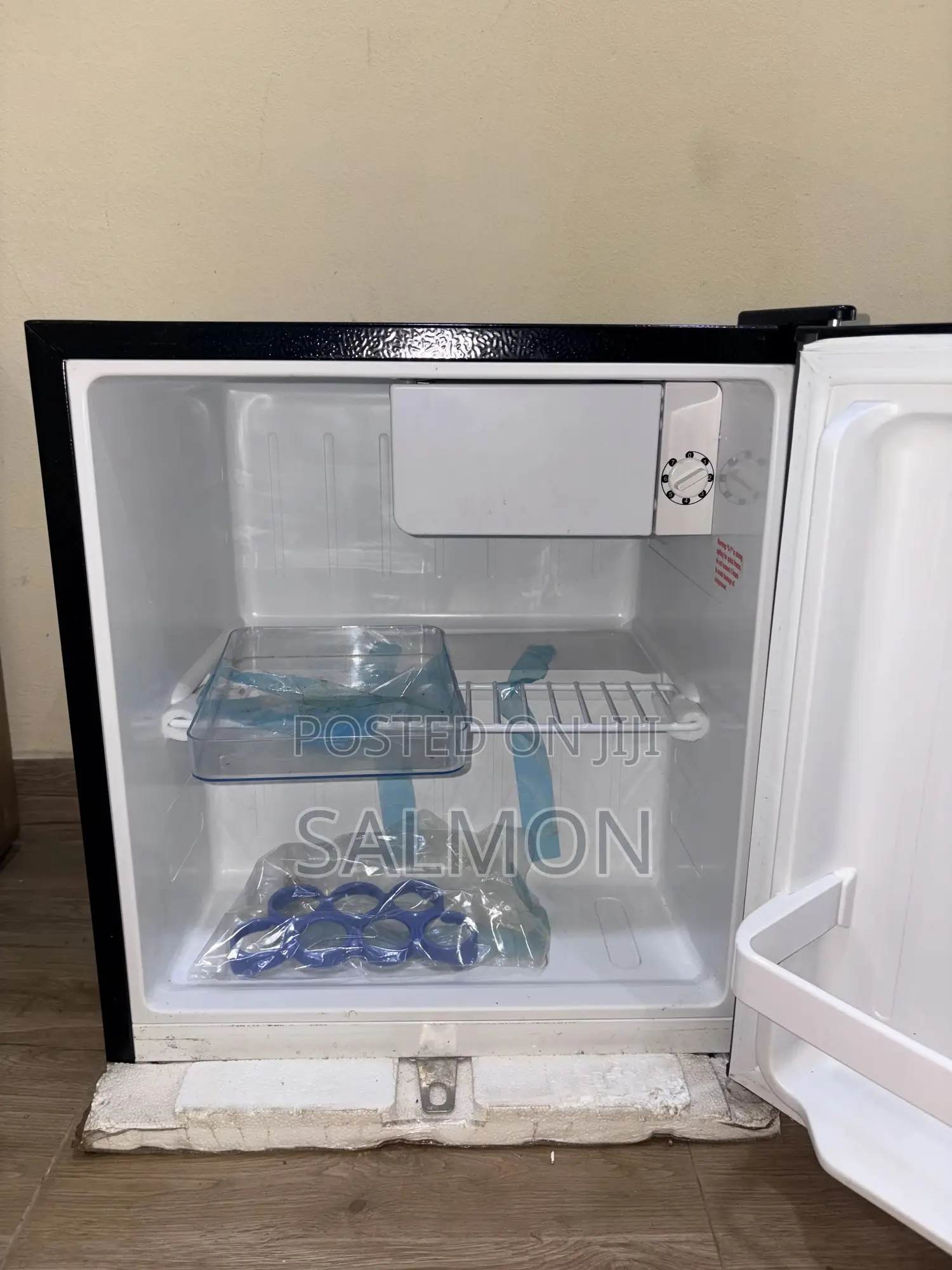 55l Royal Bedside Refrigerator