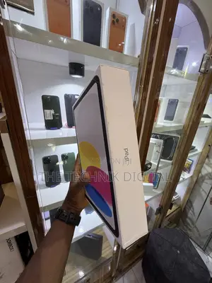 New Apple iPad (2025) 128 GB Silver
